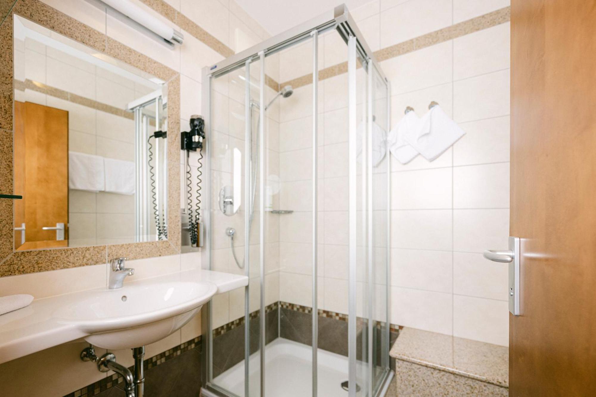 Gasthof Hotel Jaegerwirt ستراسوالكن المظهر الخارجي الصورة