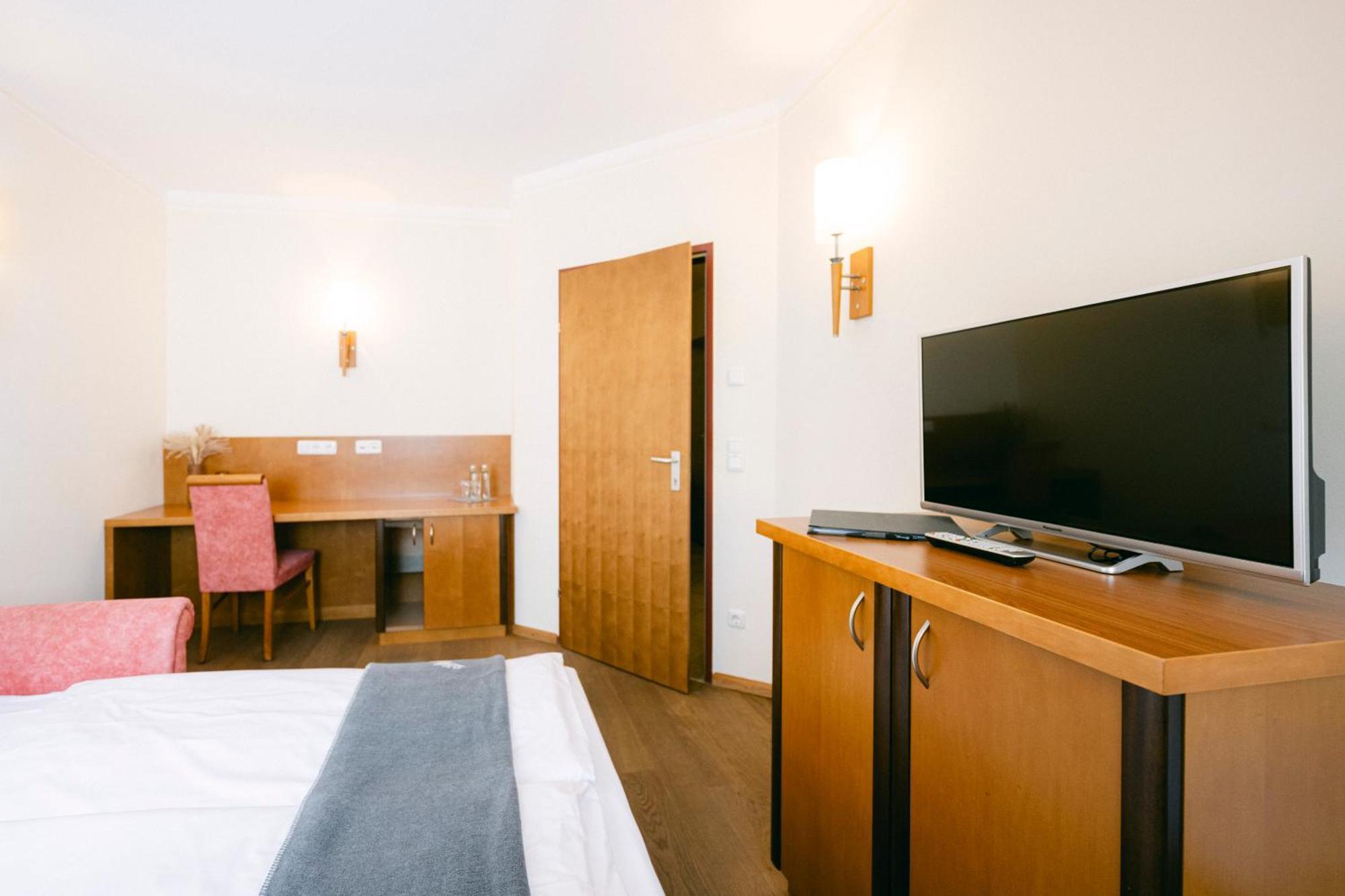 Gasthof Hotel Jaegerwirt ستراسوالكن المظهر الخارجي الصورة