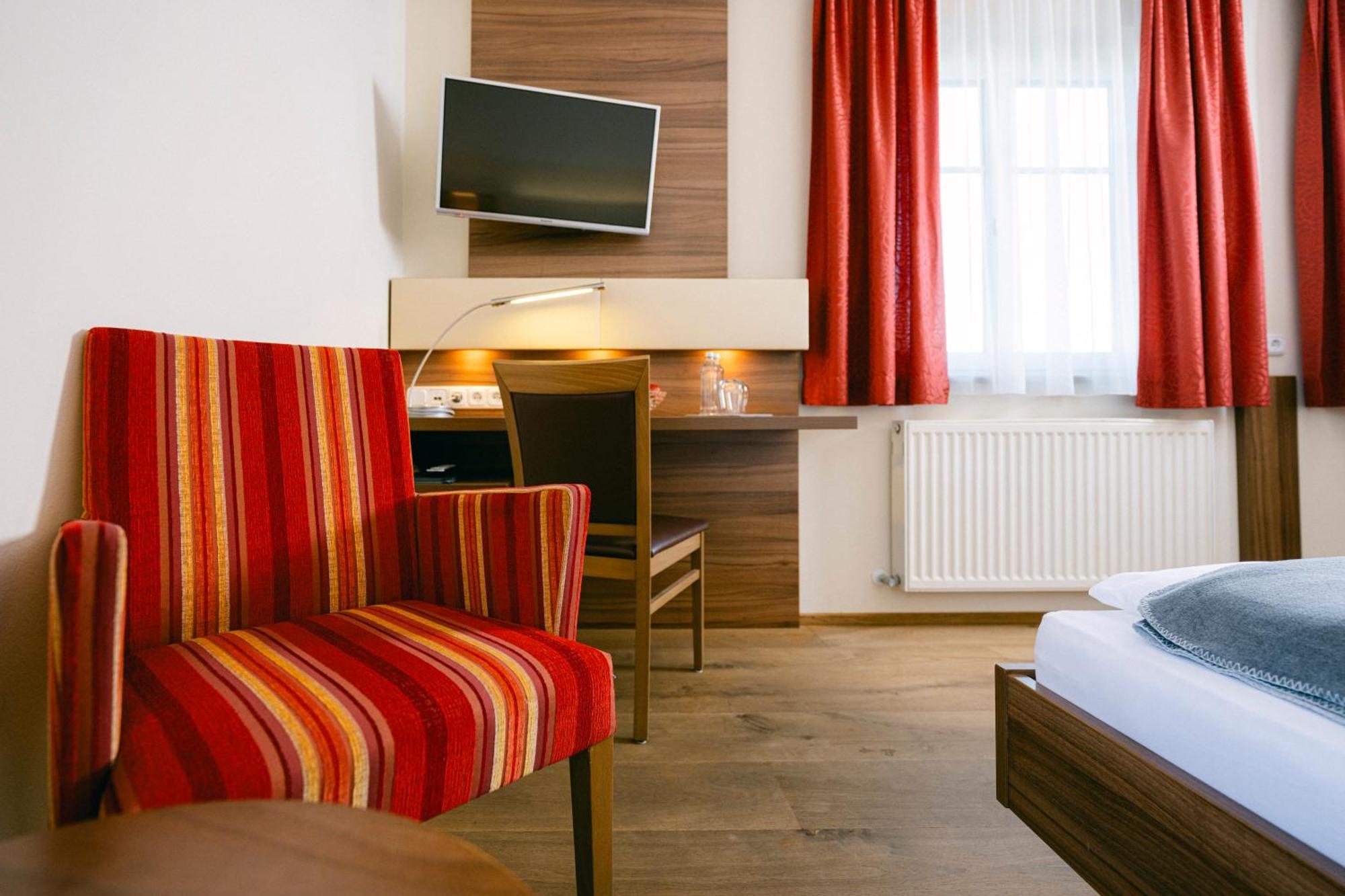 Gasthof Hotel Jaegerwirt ستراسوالكن المظهر الخارجي الصورة