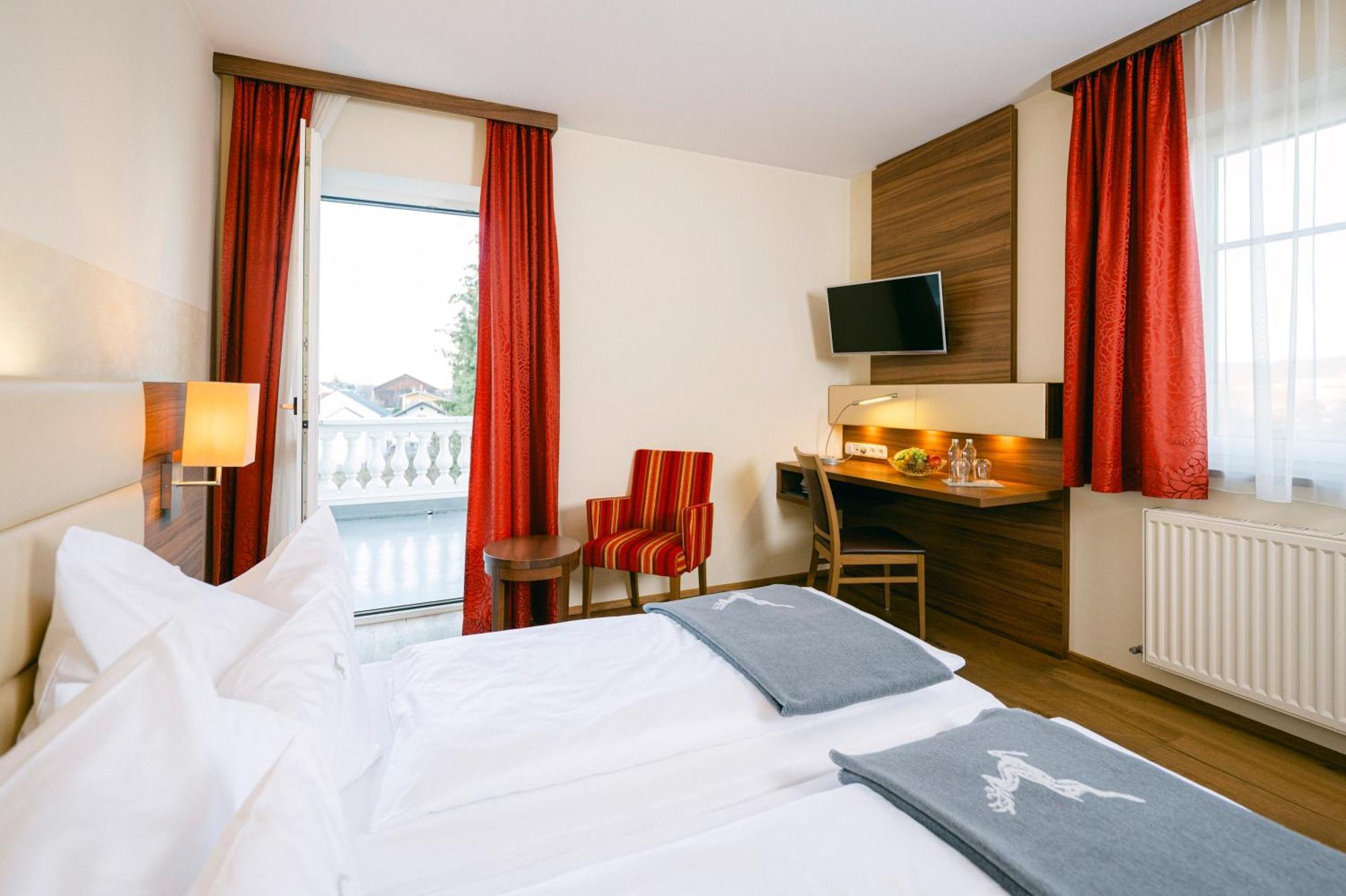 Gasthof Hotel Jaegerwirt ستراسوالكن المظهر الخارجي الصورة