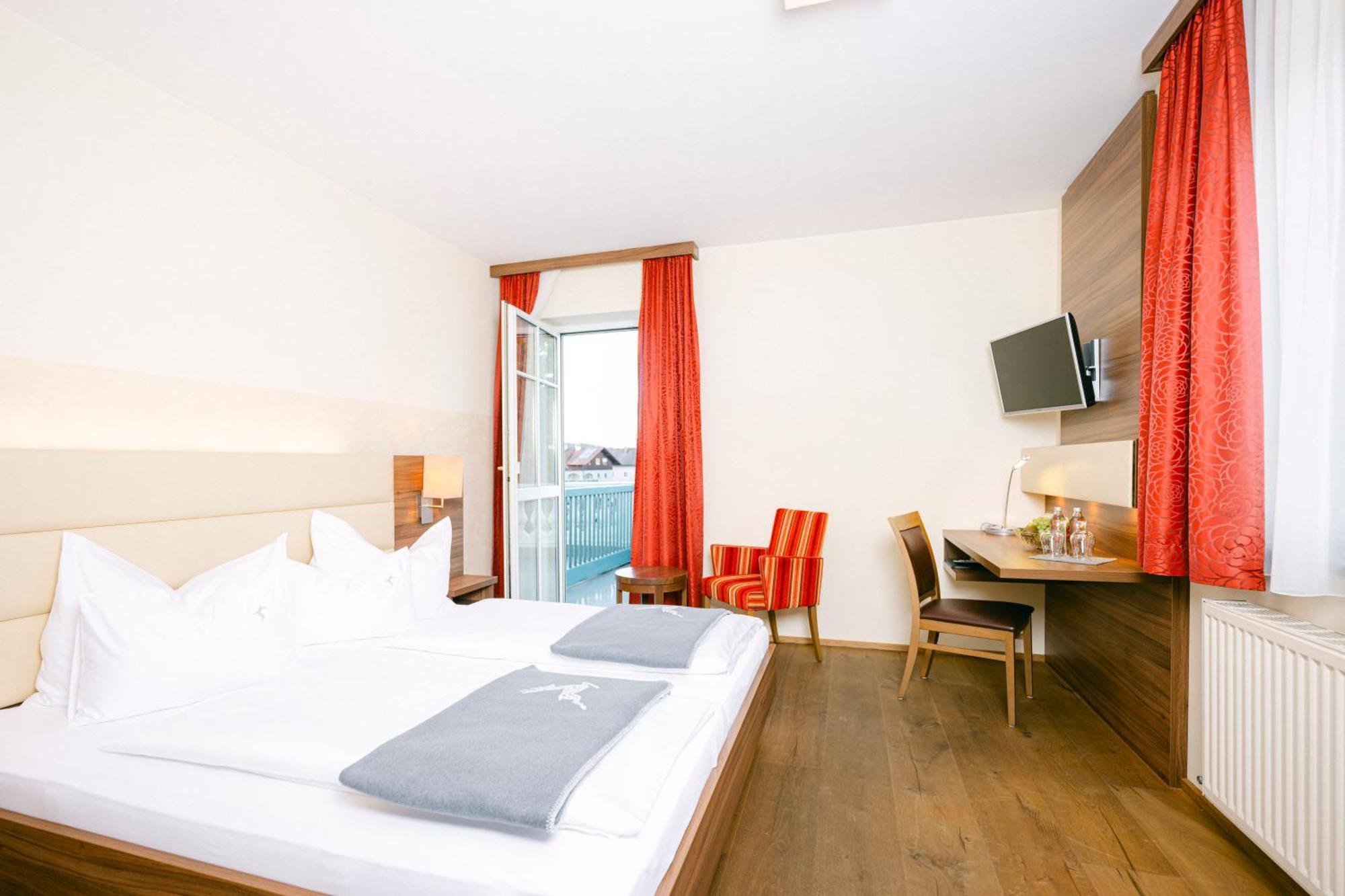 Gasthof Hotel Jaegerwirt ستراسوالكن المظهر الخارجي الصورة