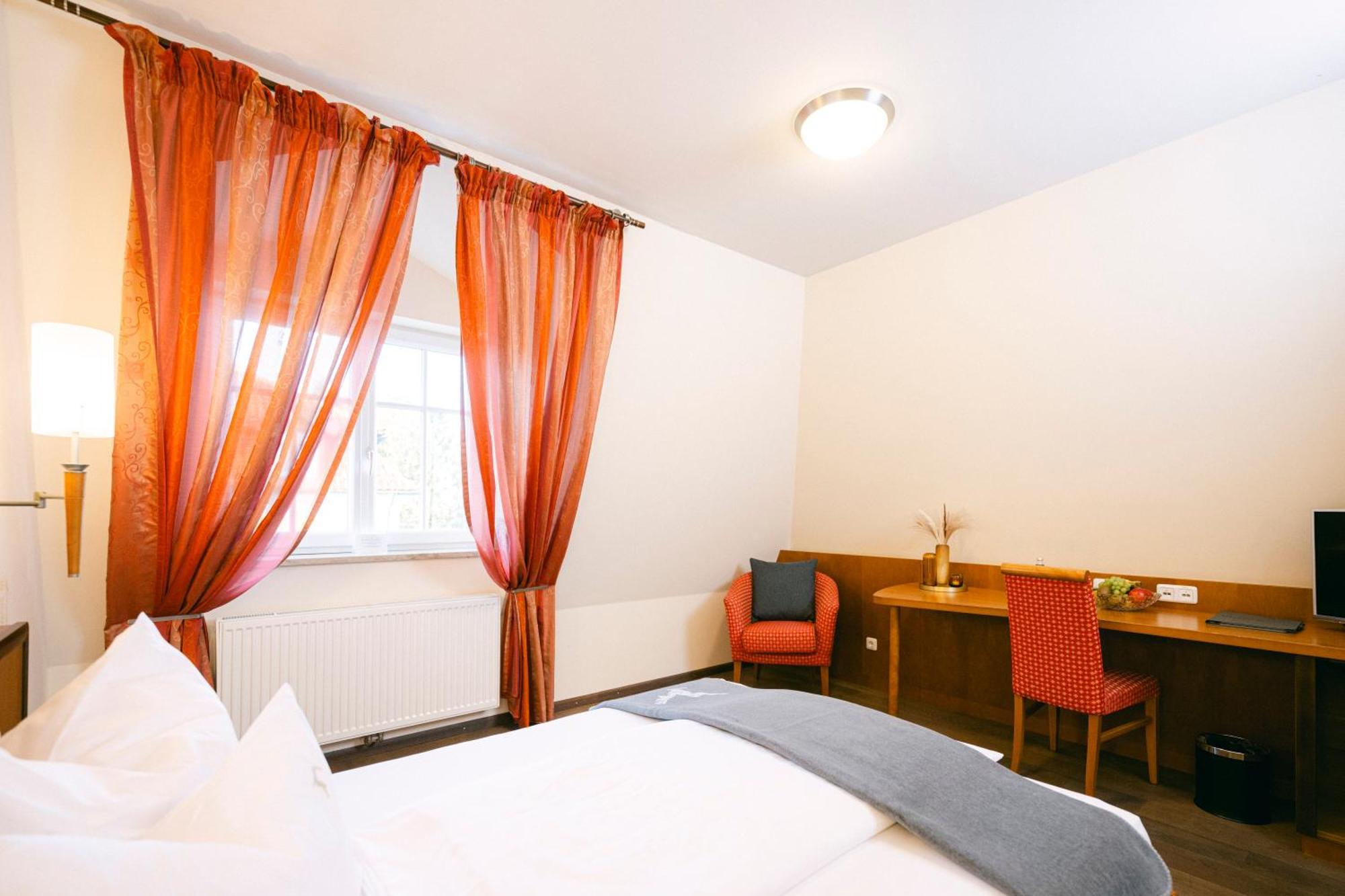 Gasthof Hotel Jaegerwirt ستراسوالكن المظهر الخارجي الصورة